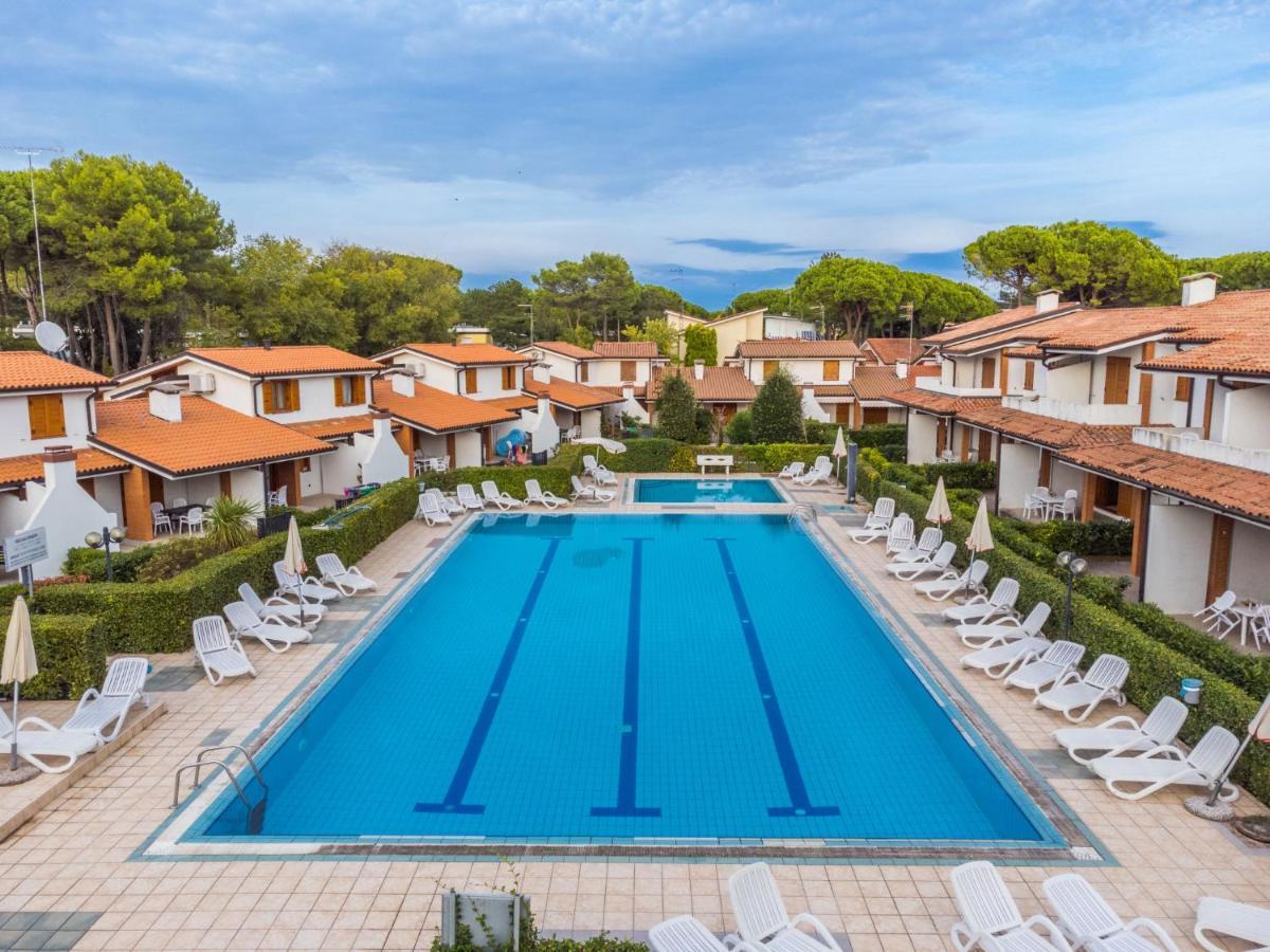 Hébergement de vacances Villaggio Sole B-2 By Interhome Bibione